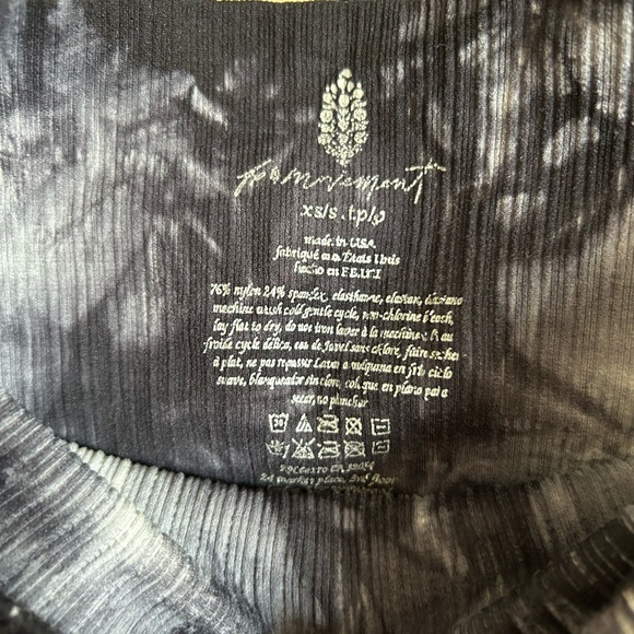 FP Movement tie dye good karma leggings - Picture 9 of 9